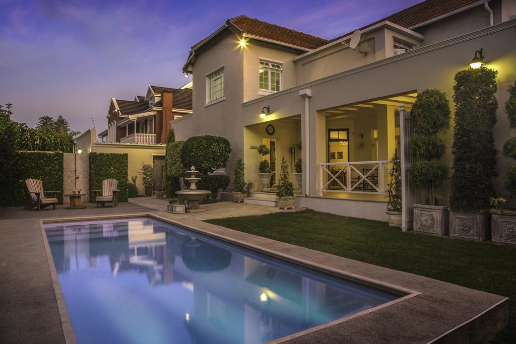 Bright On 5Th Guest House Порт-Элизабет Экстерьер фото